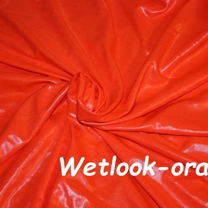 Wetlook orange